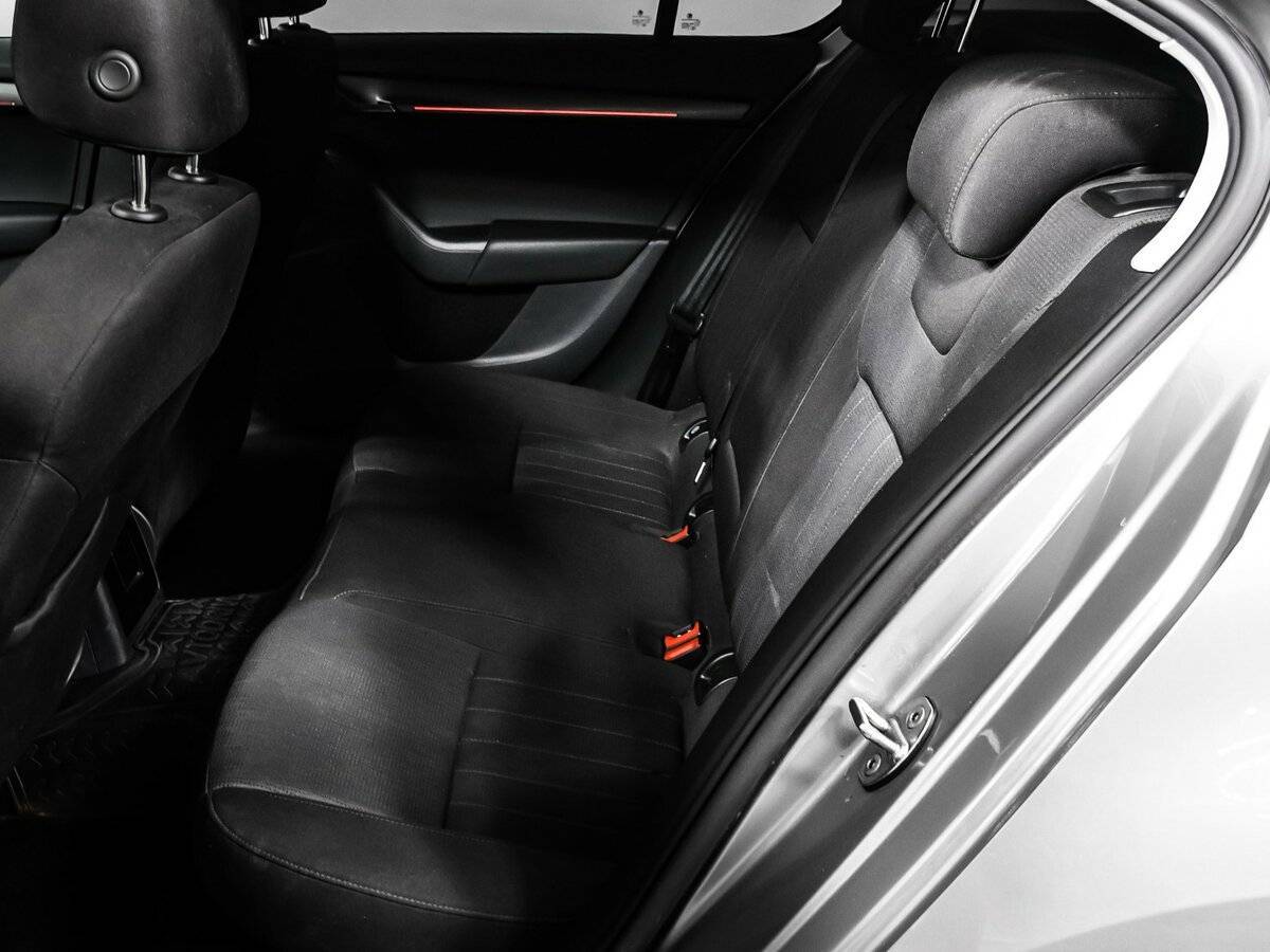 Skoda Octavia с пробегом — 2018 год. Фото: #12