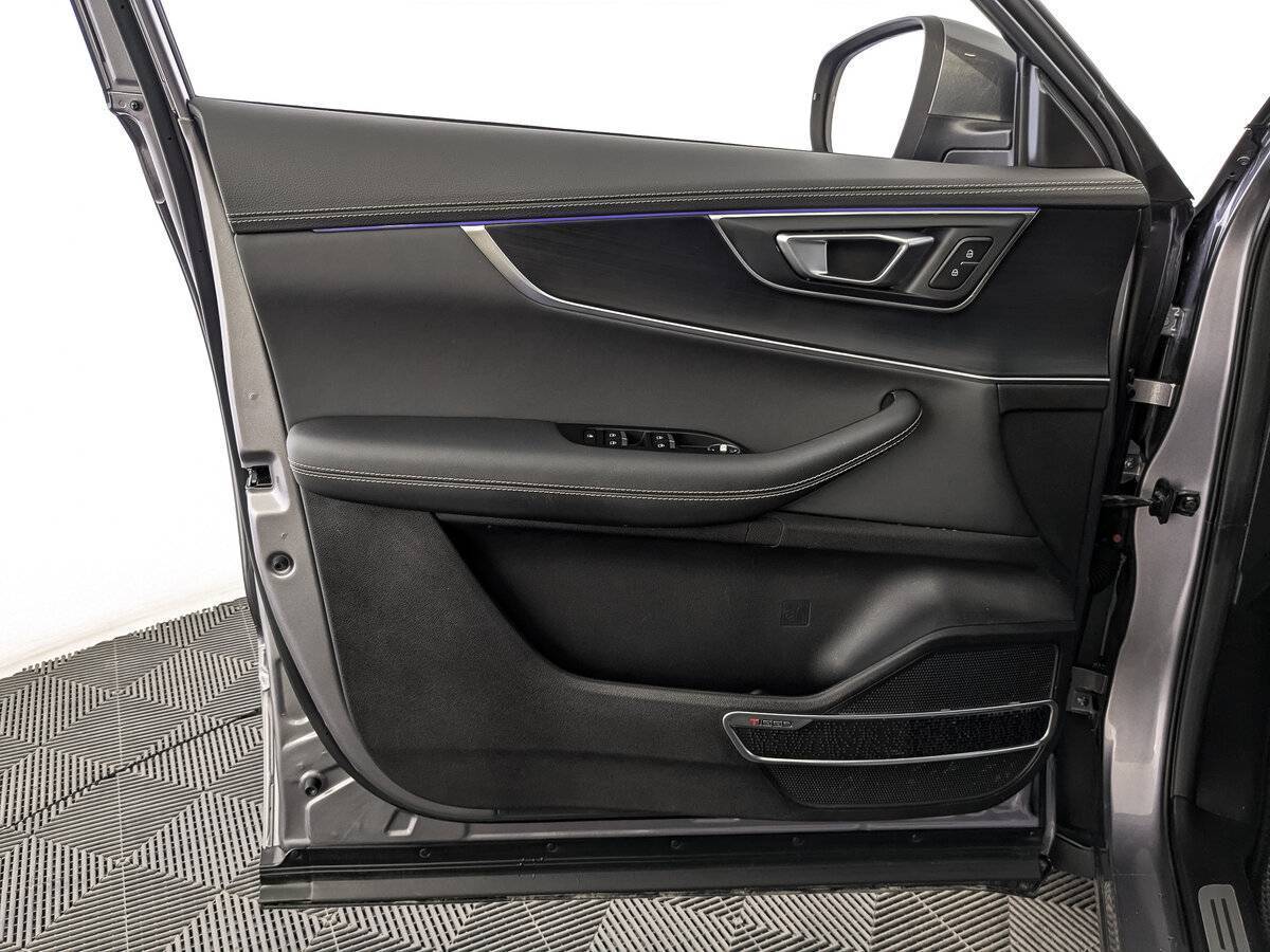 Chery Tiggo 8 с пробегом — 2022 год. Фото: #18