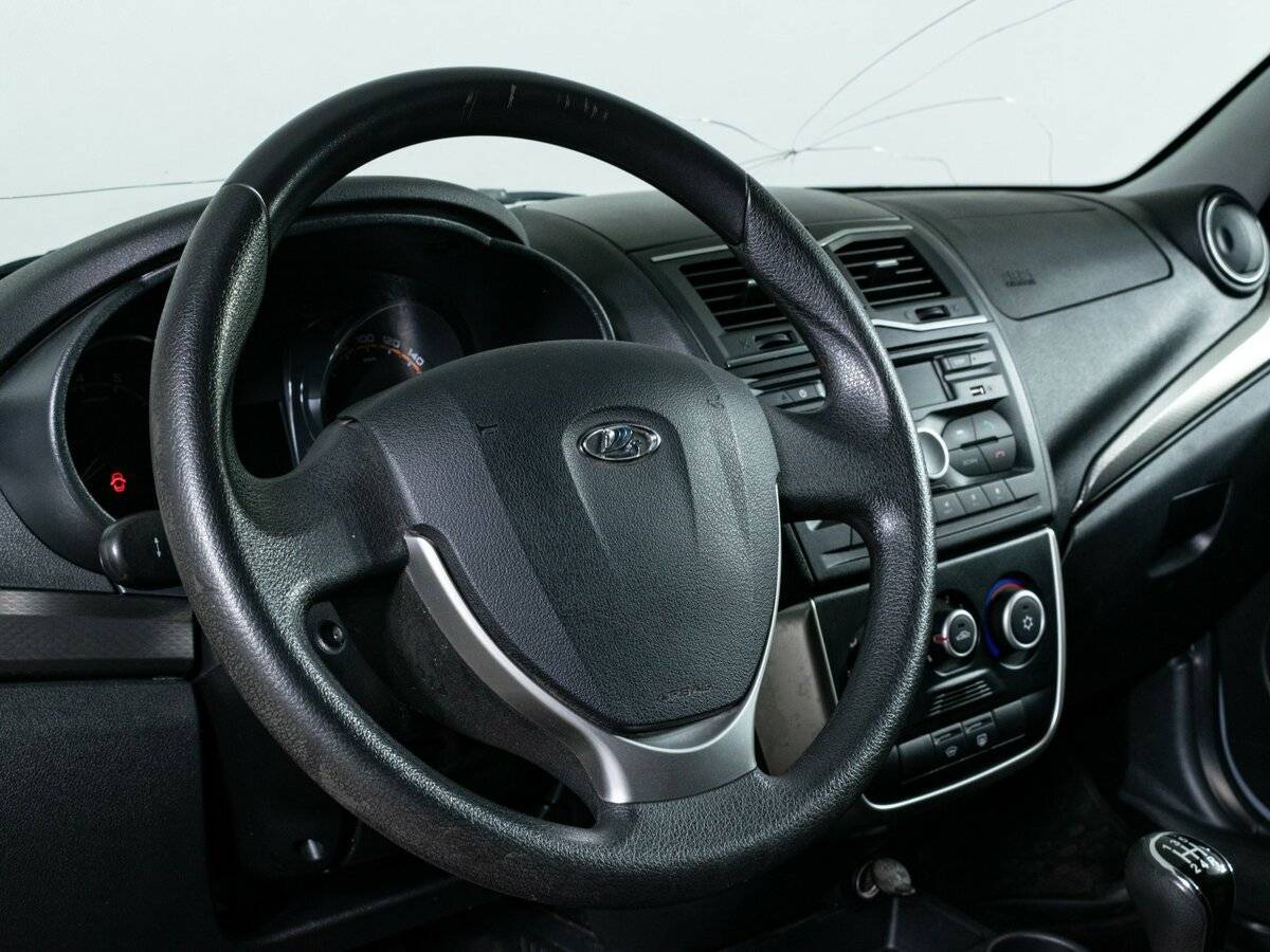 Lada (ВАЗ) Granta с пробегом — 2018 год. Фото: #10