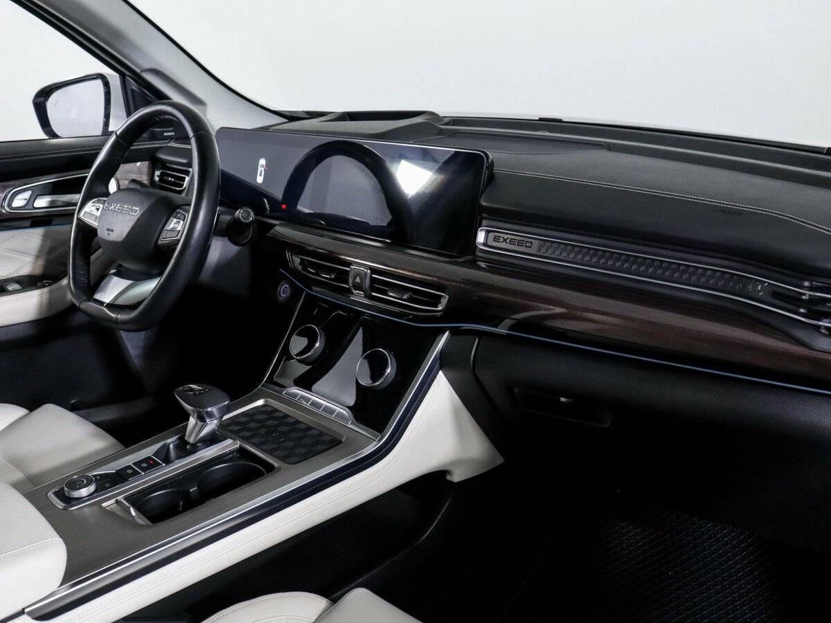 EXEED VX с пробегом — 2022 год. Фото: #4