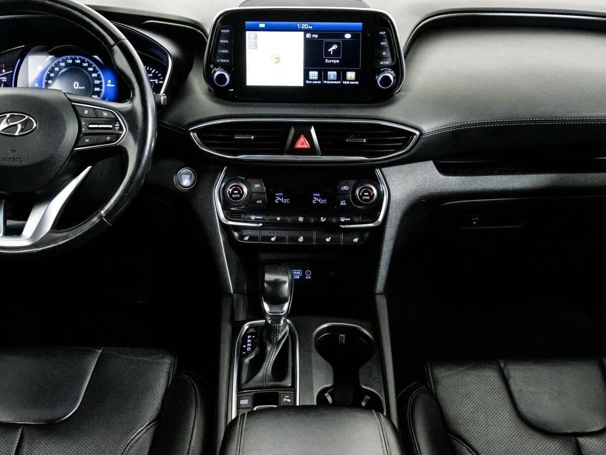Hyundai Santa Fe с пробегом — 2018 год. Фото: #9