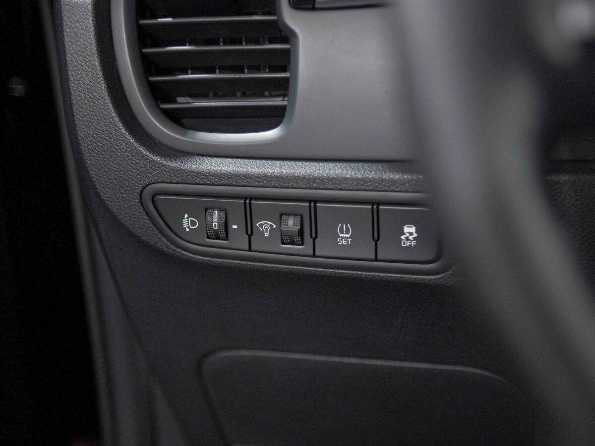 Kia Rio с пробегом — 2018 год. Фото: #13