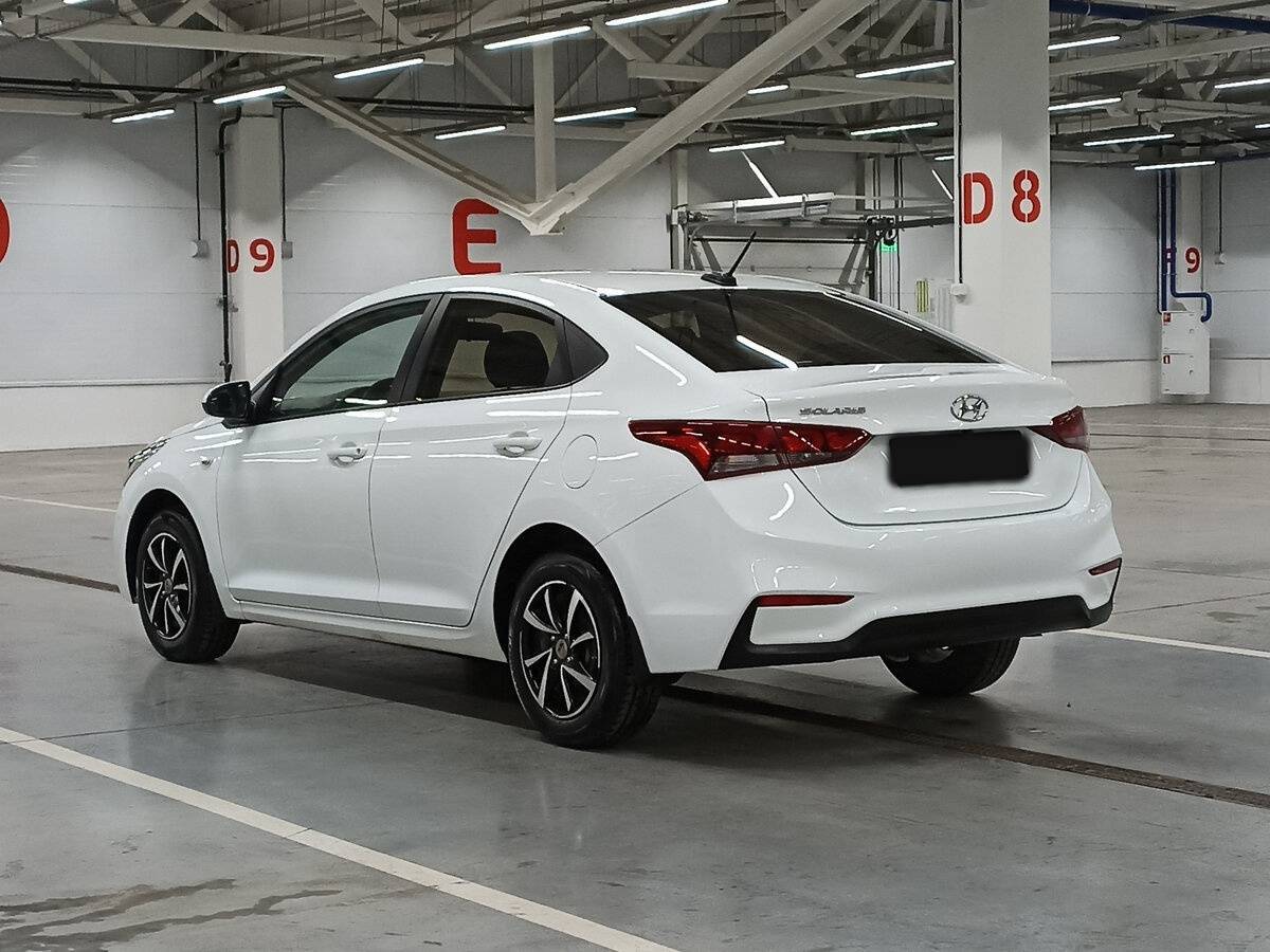 Hyundai Solaris с пробегом — 2017 год. Фото: #6