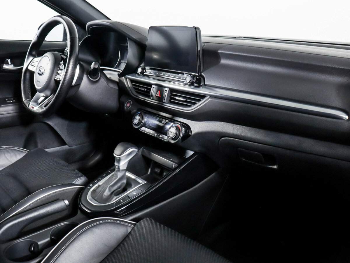 Kia Cerato с пробегом — 2020 год. Фото: #5