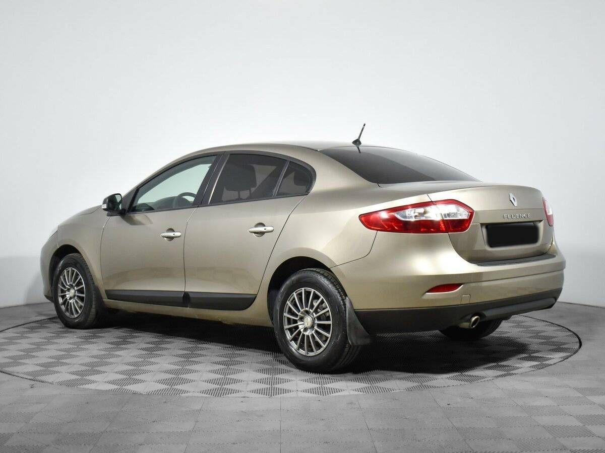 Renault Fluence с пробегом — 2013 год. Фото: #5