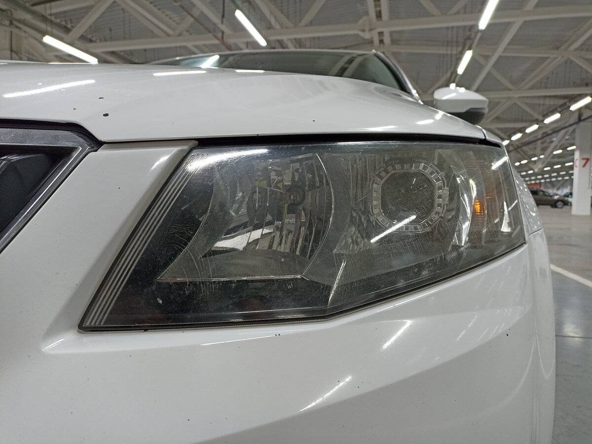 Skoda Octavia с пробегом — 2013 год. Фото: #16