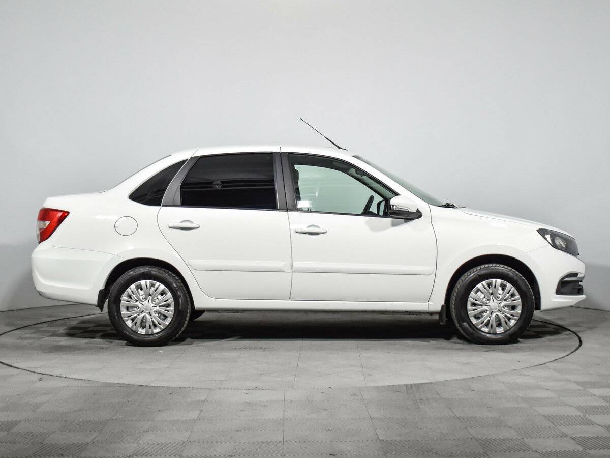 Lada (ВАЗ) Granta с пробегом — 2020 год. Фото: #3