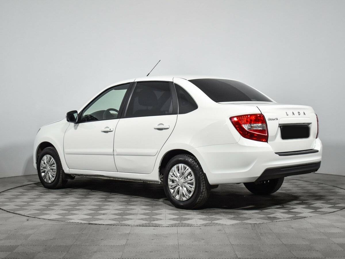 Lada (ВАЗ) Granta с пробегом — 2020 год. Фото: #6