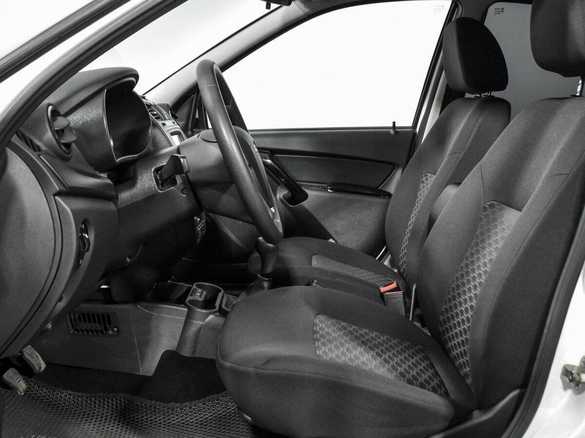 Lada (ВАЗ) Granta с пробегом — 2020 год. Фото: #10