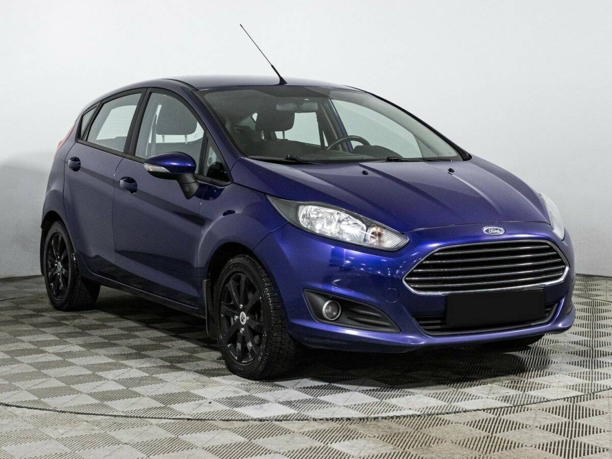 Ford Fiesta с пробегом — 2015 год. Фото: #2