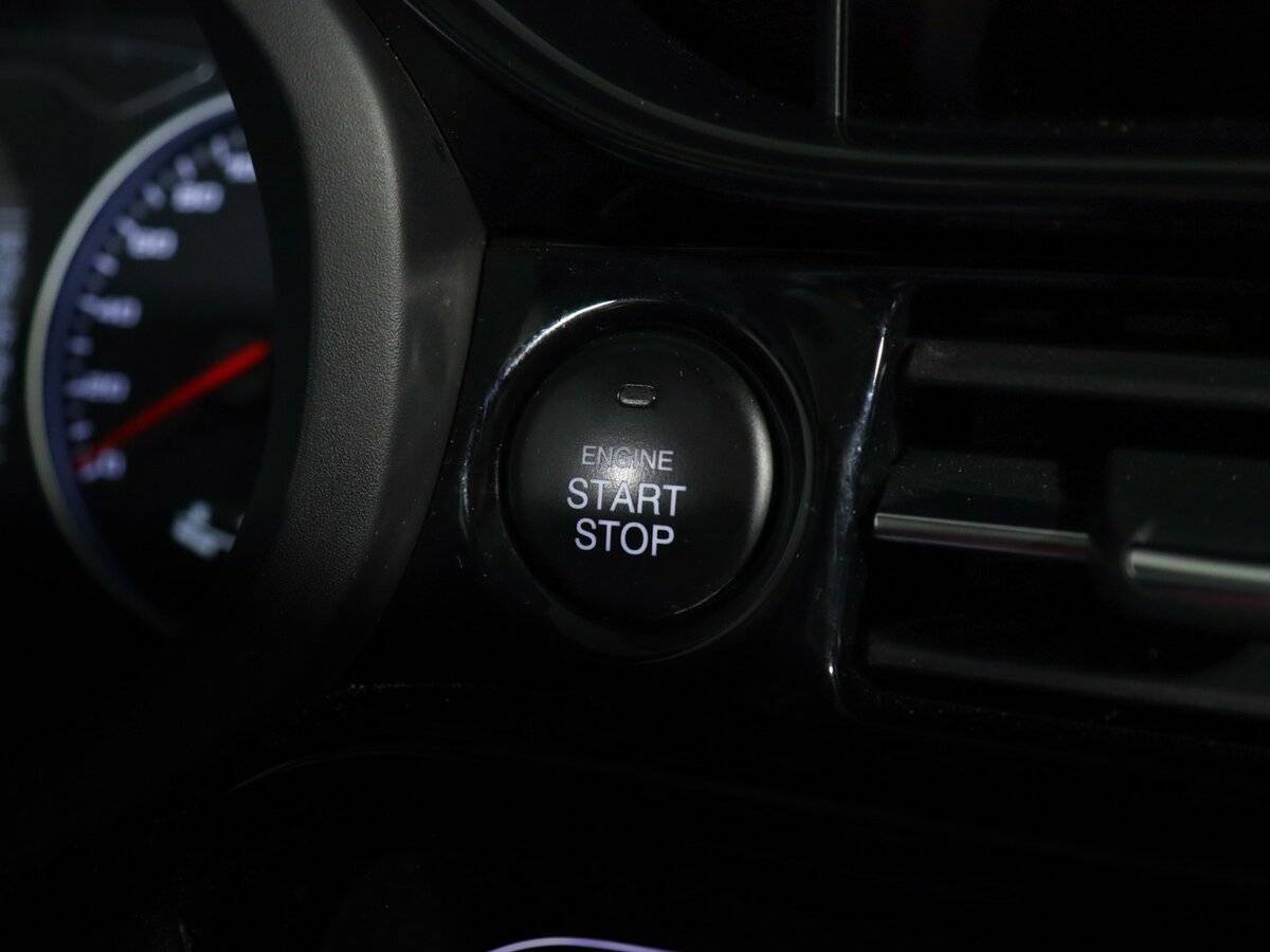 Москвич 3 с пробегом — 2023 год. Фото: #17