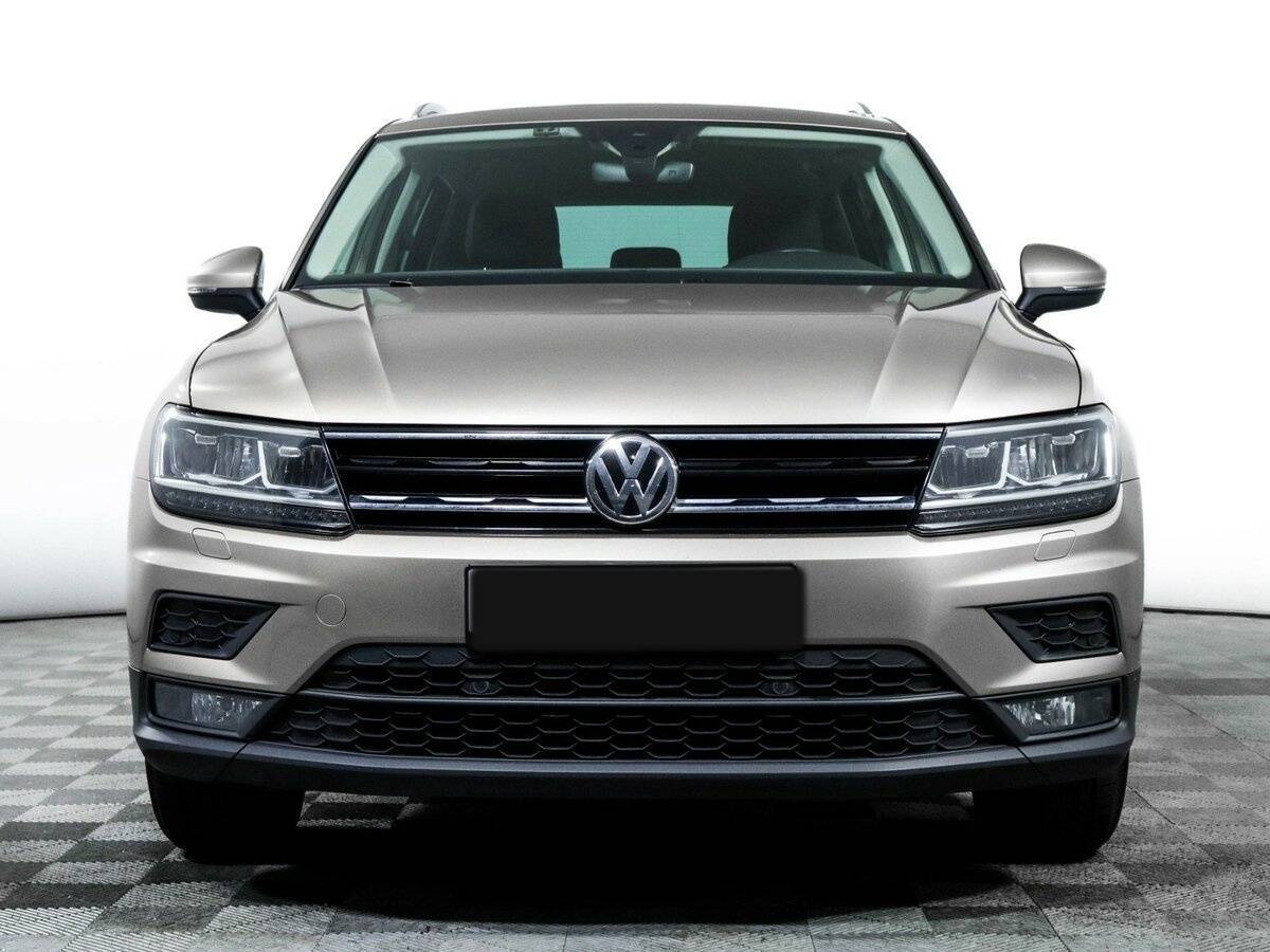Volkswagen Tiguan с пробегом — 2018 год. Фото: #1