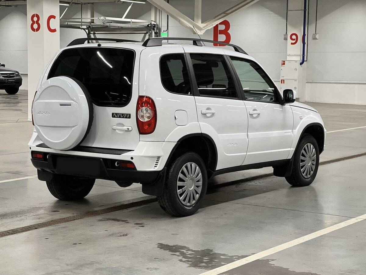 Lada (ВАЗ) Niva с пробегом — 2020 год. Фото: #4