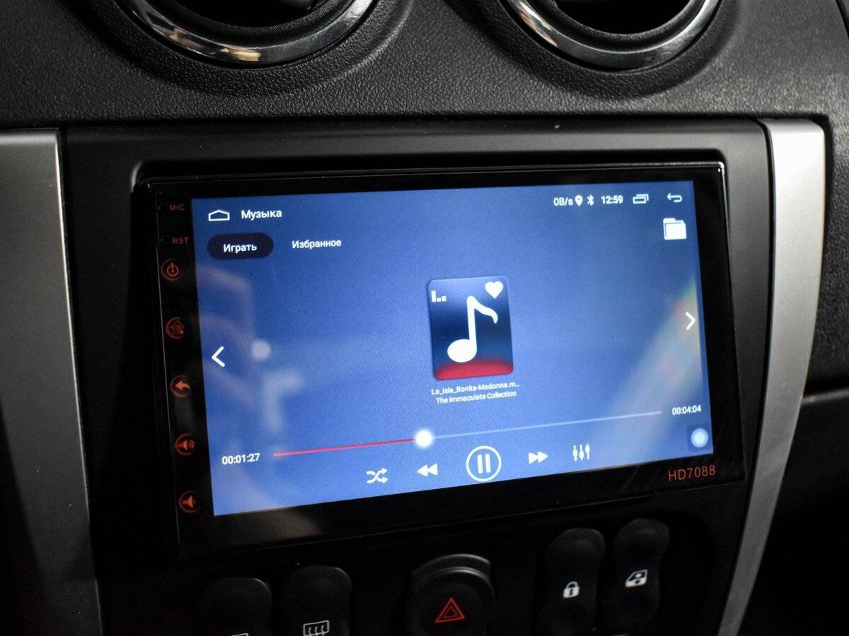 Nissan Almera с пробегом — 2013 год. Фото: #17