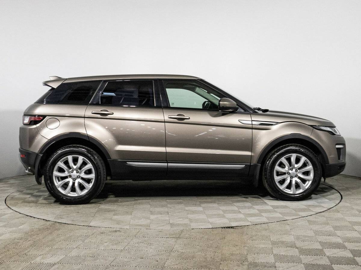 Land Rover Range Rover Evoque с пробегом — 2017 год. Фото: #3