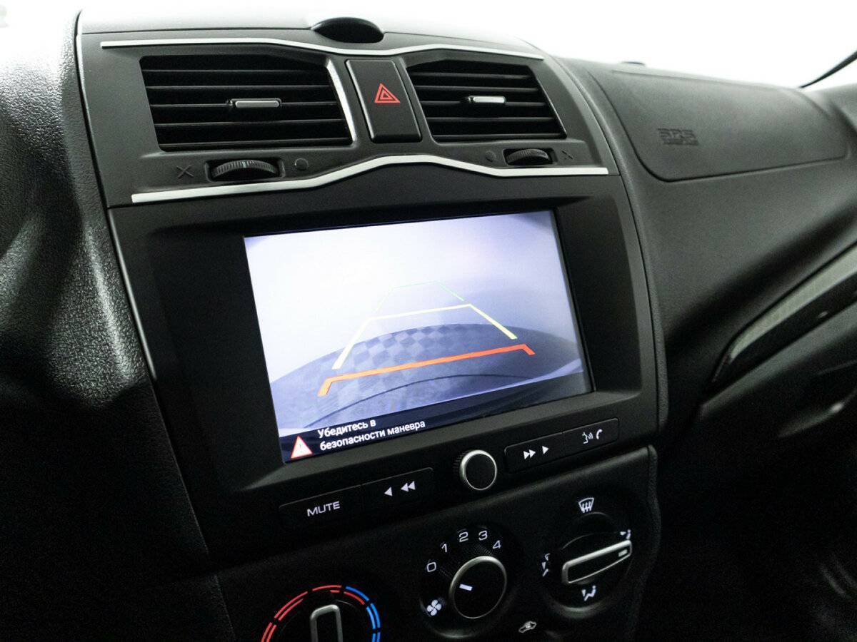 Lada (ВАЗ) Granta с пробегом — 2024 год. Фото: #13