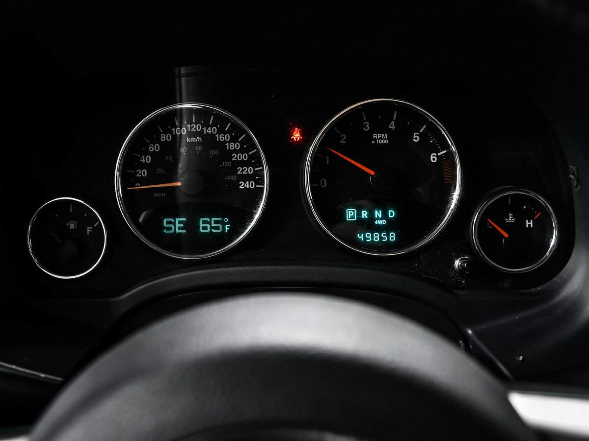 Jeep Compass с пробегом — 2012 год. Фото: #9