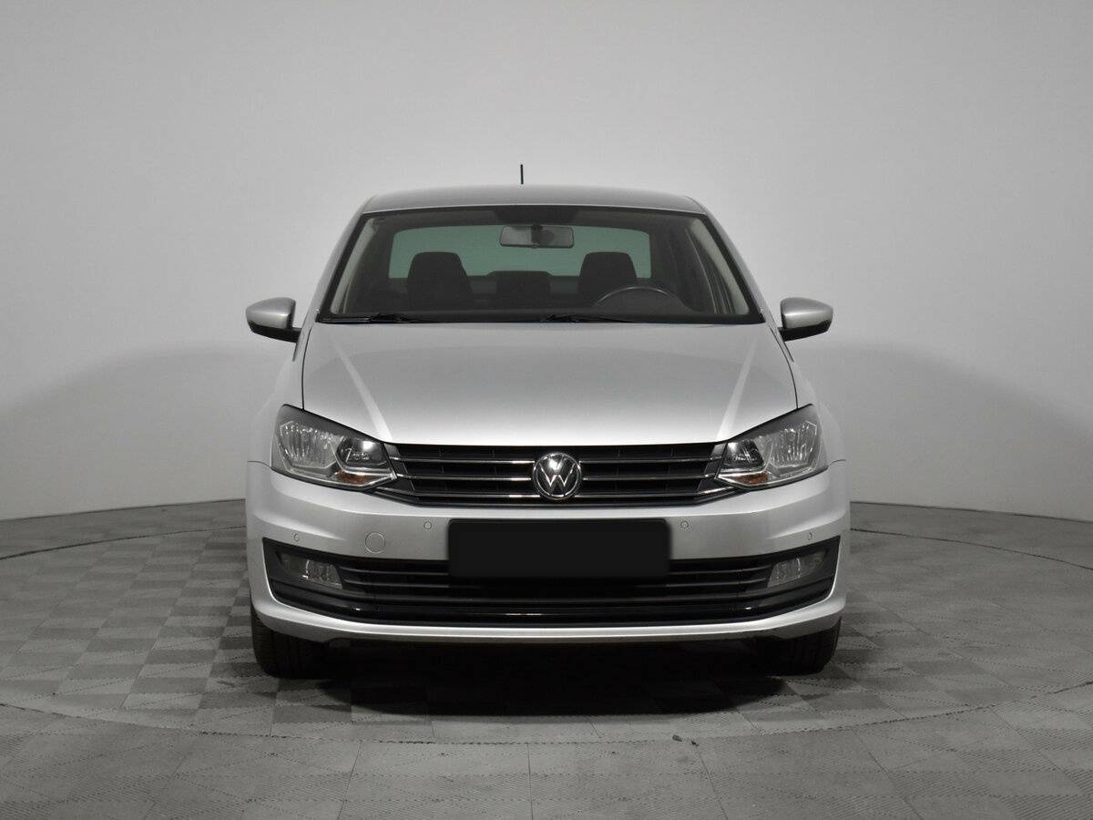 Volkswagen Polo с пробегом — 2018 год. Фото: #1