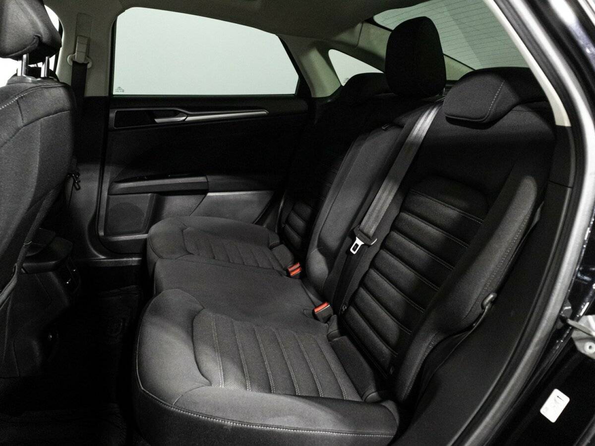 Ford Mondeo с пробегом — 2015 год. Фото: #9