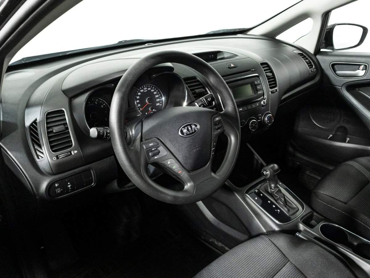 Kia Cerato с пробегом — 2019 год. Фото: #10