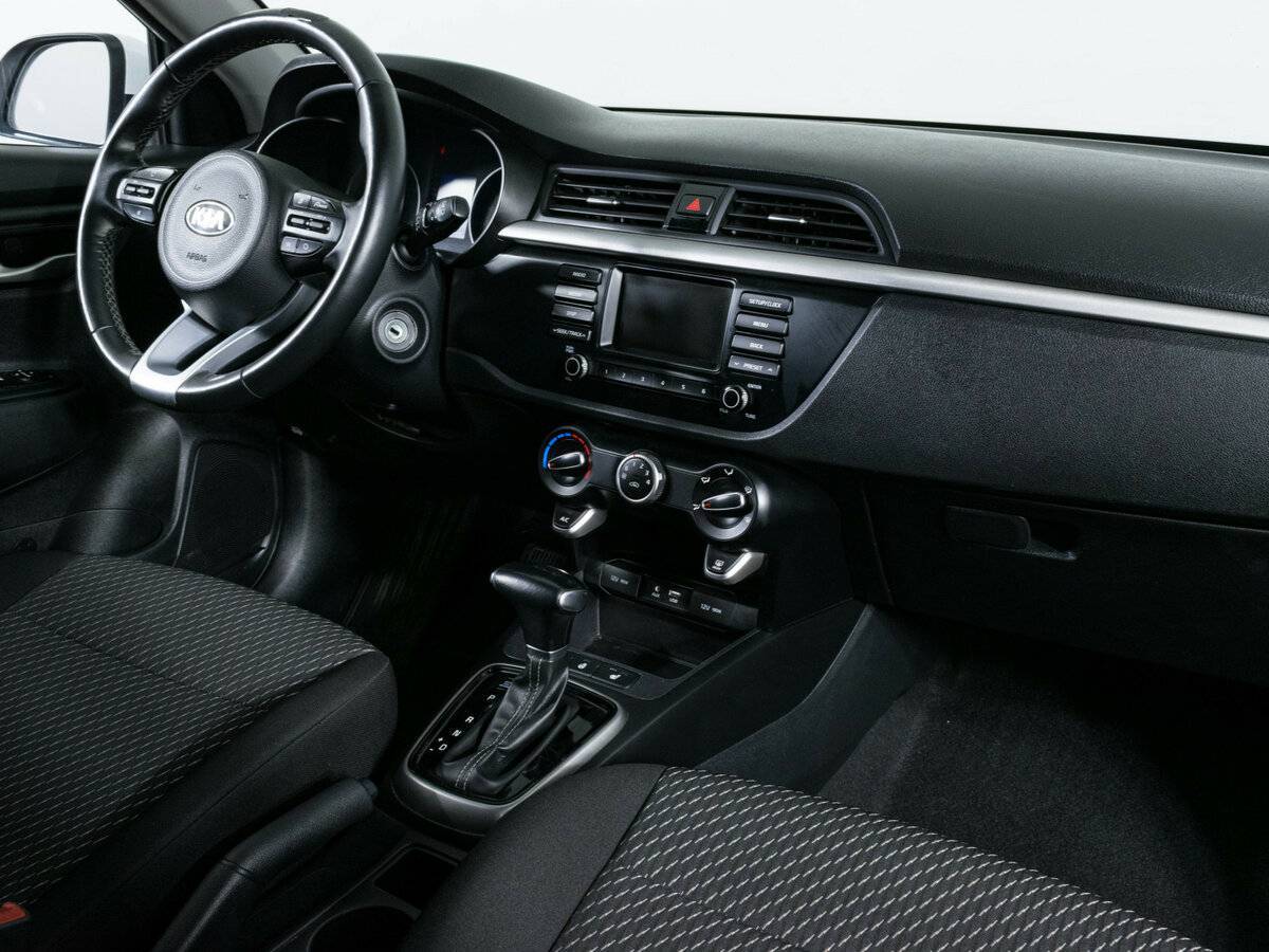 Kia Rio с пробегом — 2019 год. Фото: #6