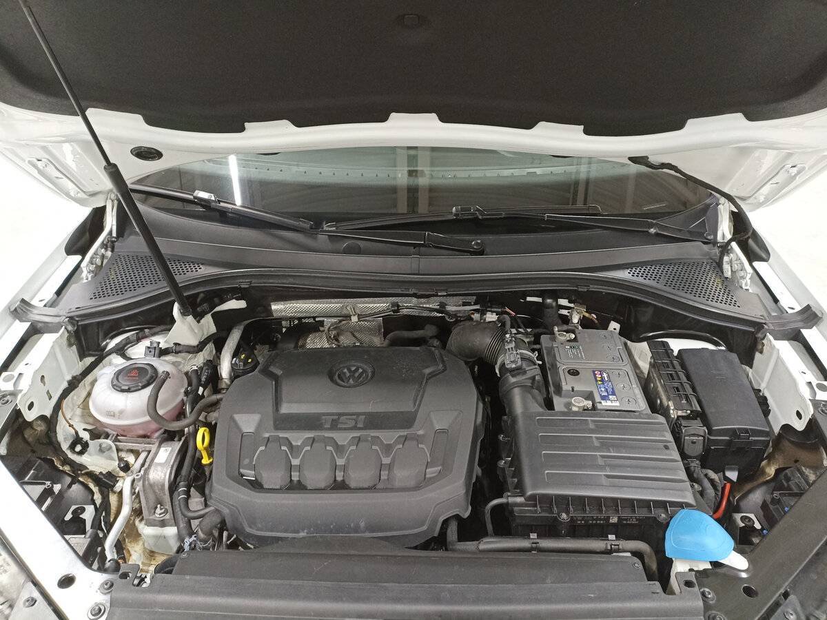 Volkswagen Tiguan с пробегом — 2018 год. Фото: #8