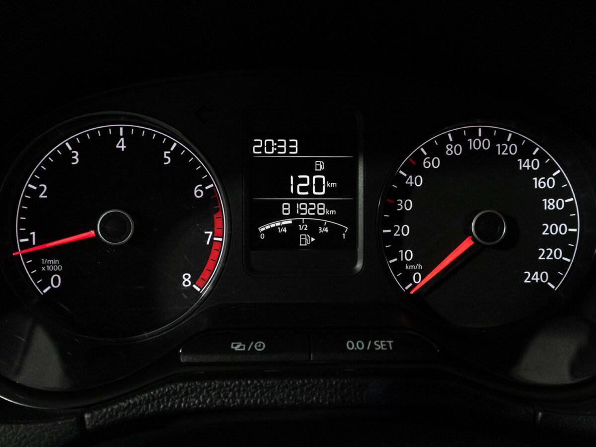 Volkswagen Polo с пробегом — 2018 год. Фото: #11