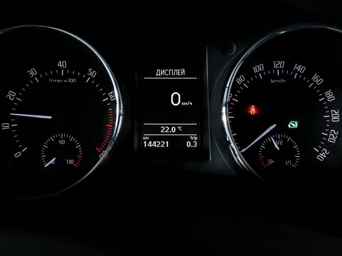 Skoda Yeti с пробегом — 2012 год. Фото: #10