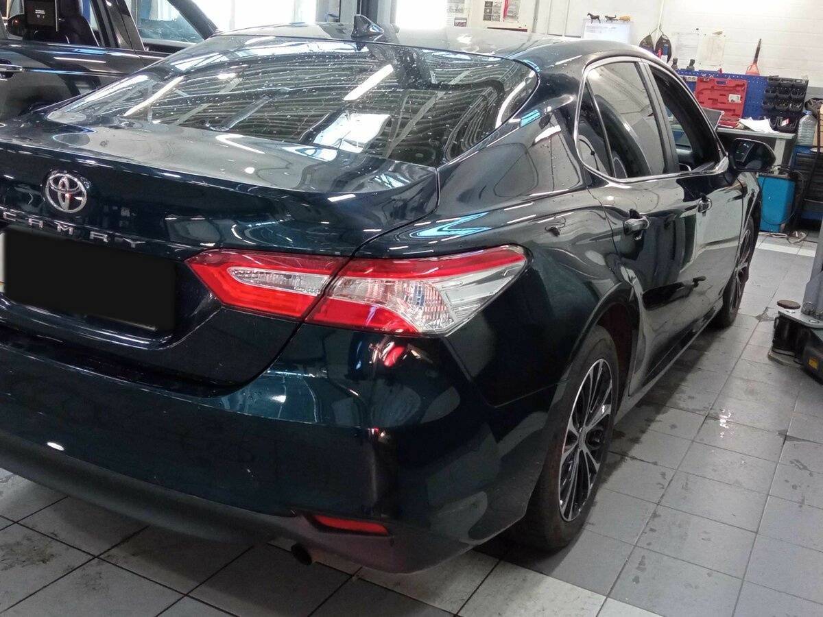 Toyota Camry с пробегом — 2020 год. Фото: #2