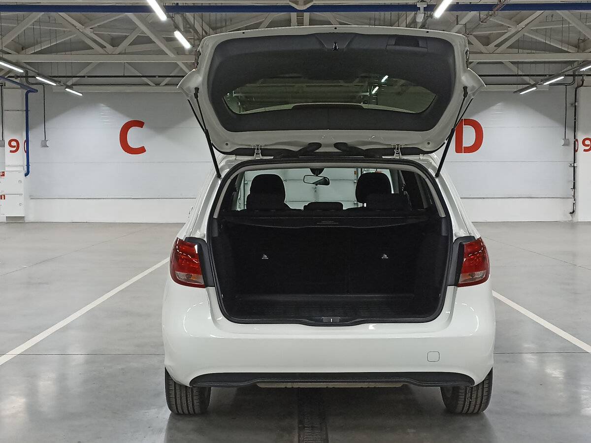 Mercedes-Benz B-Класс с пробегом — 2015 год. Фото: #9