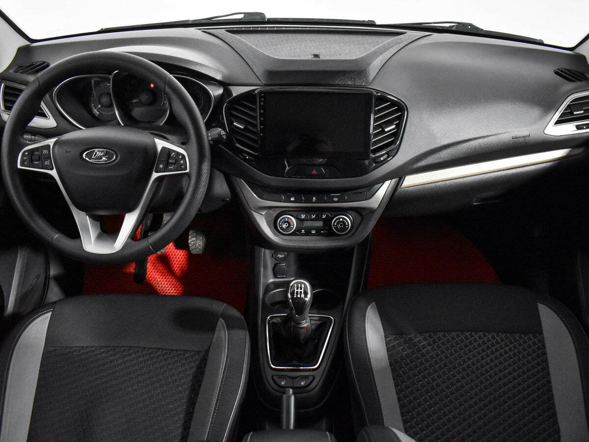 Lada (ВАЗ) Vesta с пробегом — 2018 год. Фото: #12