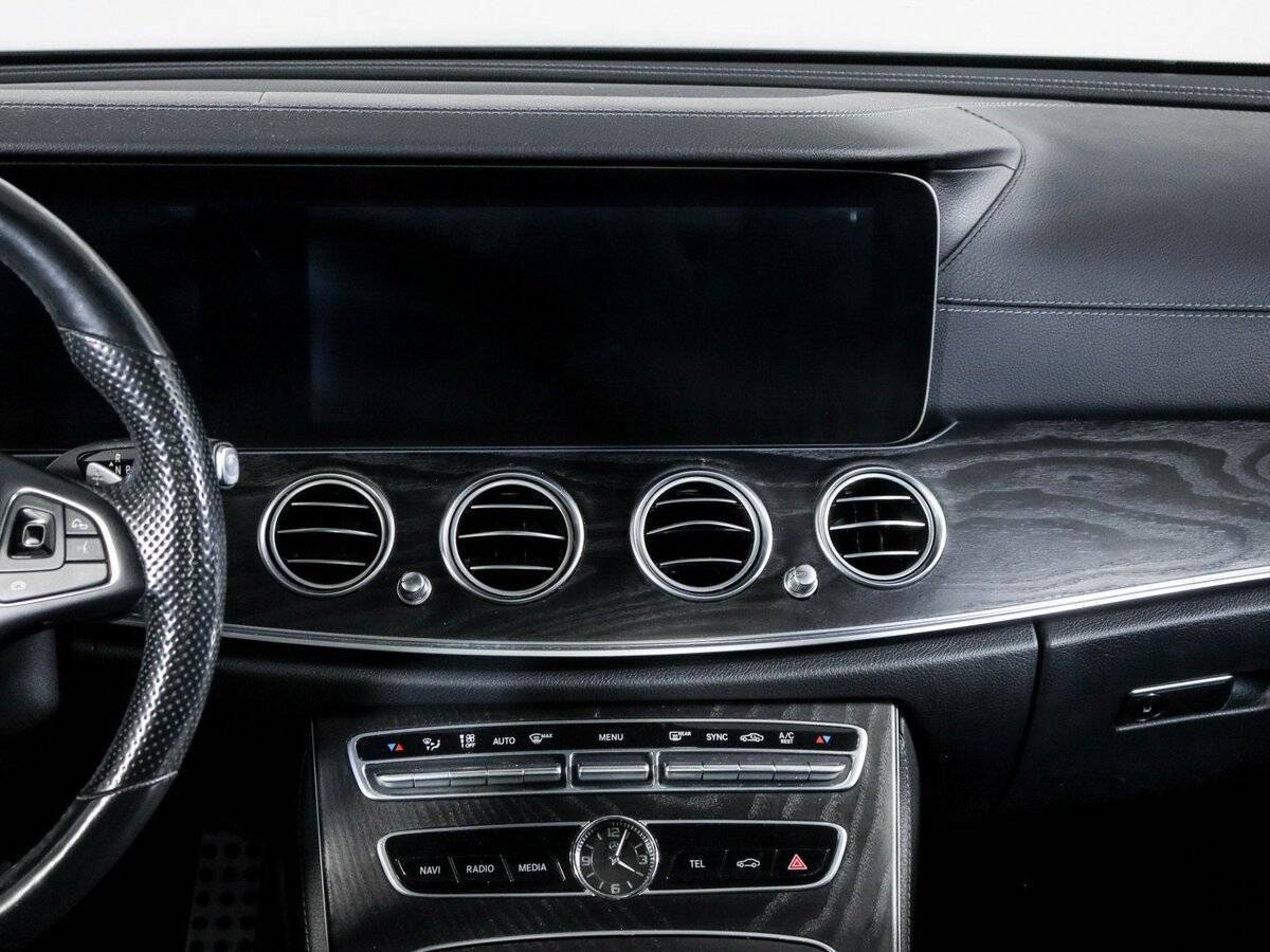 Mercedes-Benz E-Класс с пробегом — 2016 год. Фото: #9