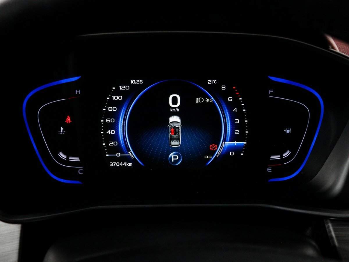 Geely Coolray с пробегом — 2023 год. Фото: #7