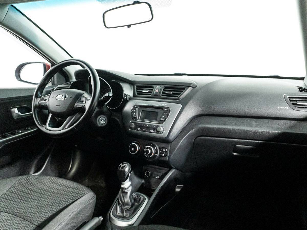 Kia Rio с пробегом — 2014 год. Фото: #8