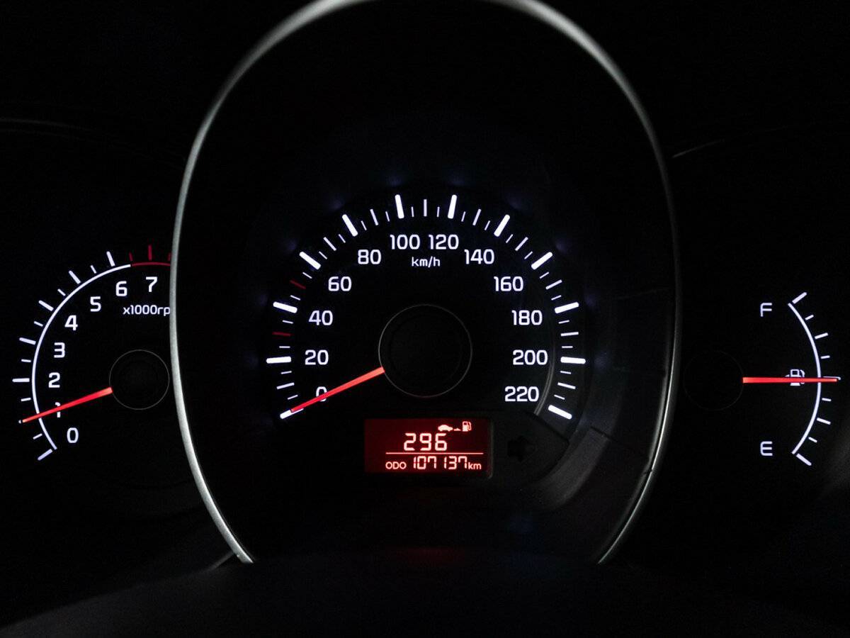 Kia Rio с пробегом — 2014 год. Фото: #11