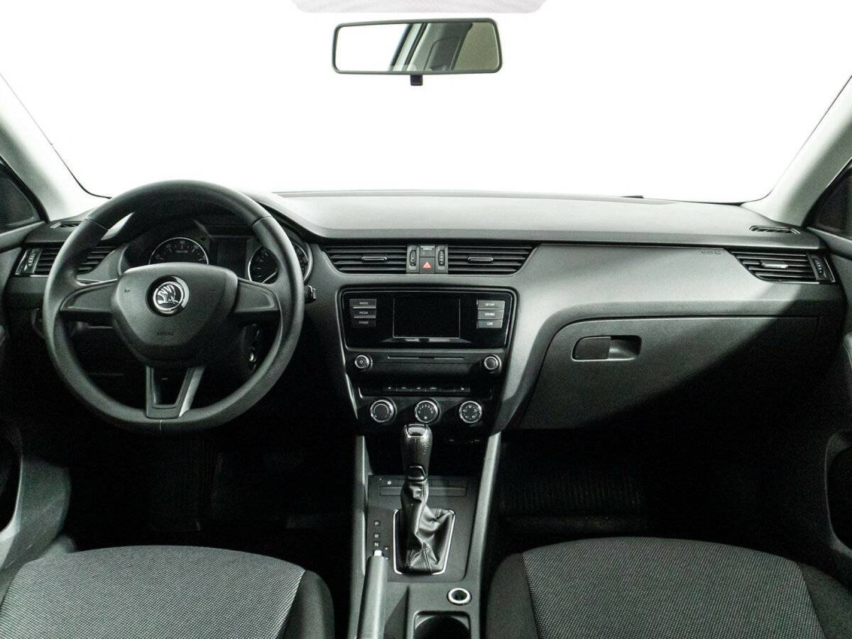 Skoda Octavia с пробегом — 2016 год. Фото: #12