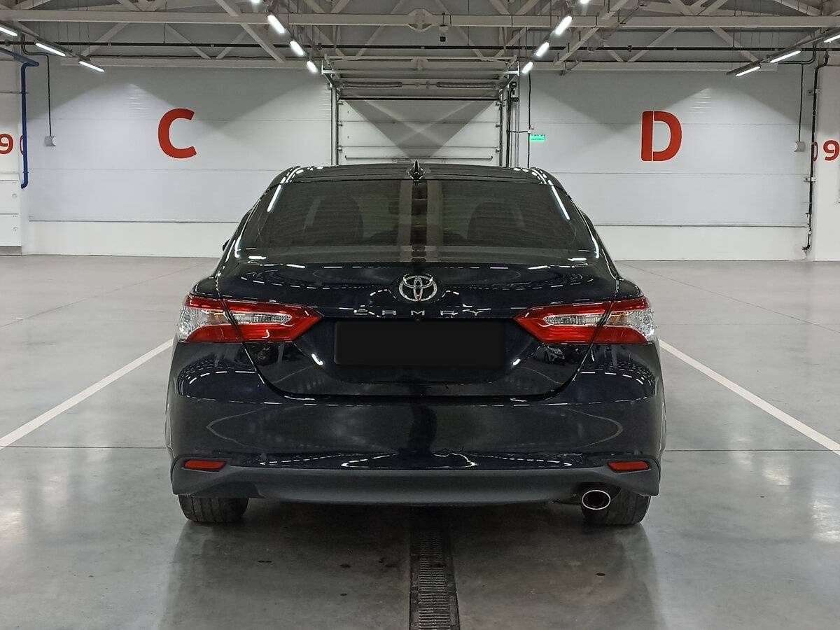 Toyota Camry с пробегом — 2019 год. Фото: #5