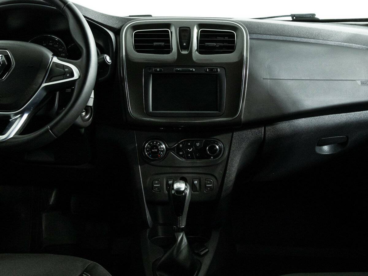 Renault Sandero с пробегом — 2019 год. Фото: #27