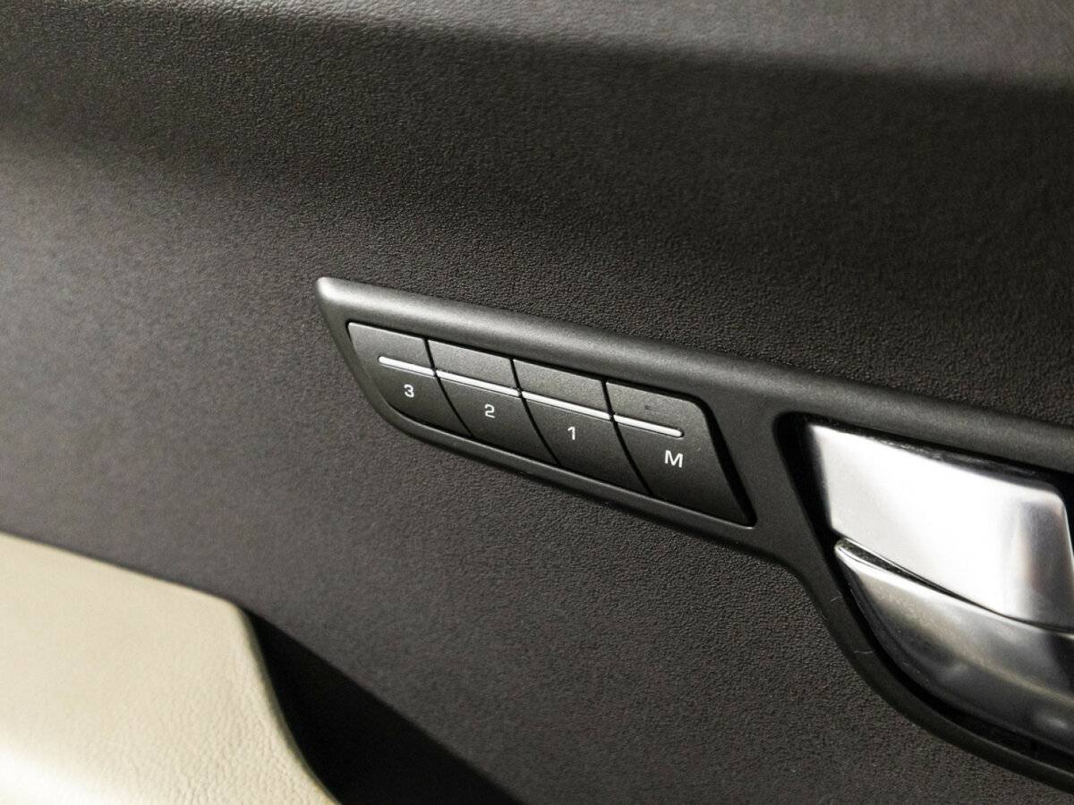 Land Rover Range Rover Evoque с пробегом — 2012 год. Фото: #16