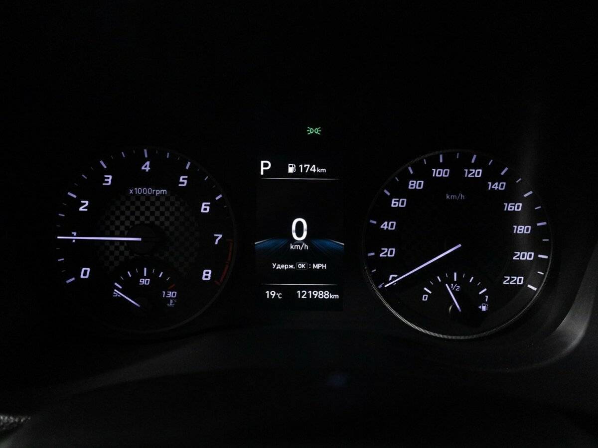 Hyundai Solaris с пробегом — 2021 год. Фото: #11