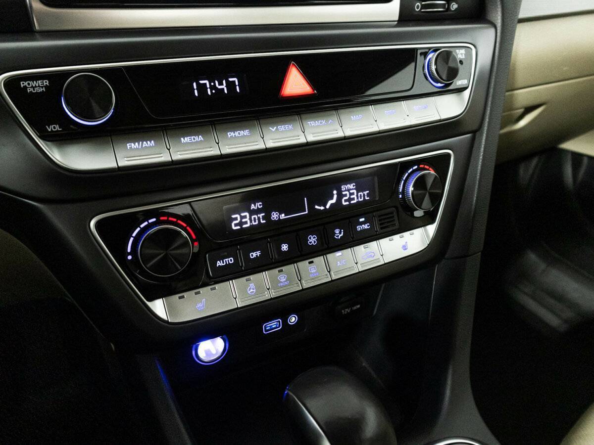 Hyundai Sonata с пробегом — 2017 год. Фото: #17
