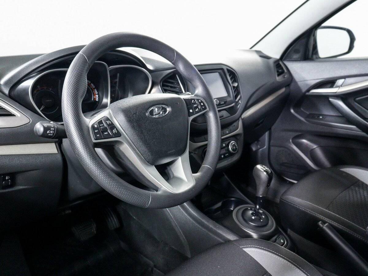 Lada (ВАЗ) Vesta с пробегом — 2018 год. Фото: #12