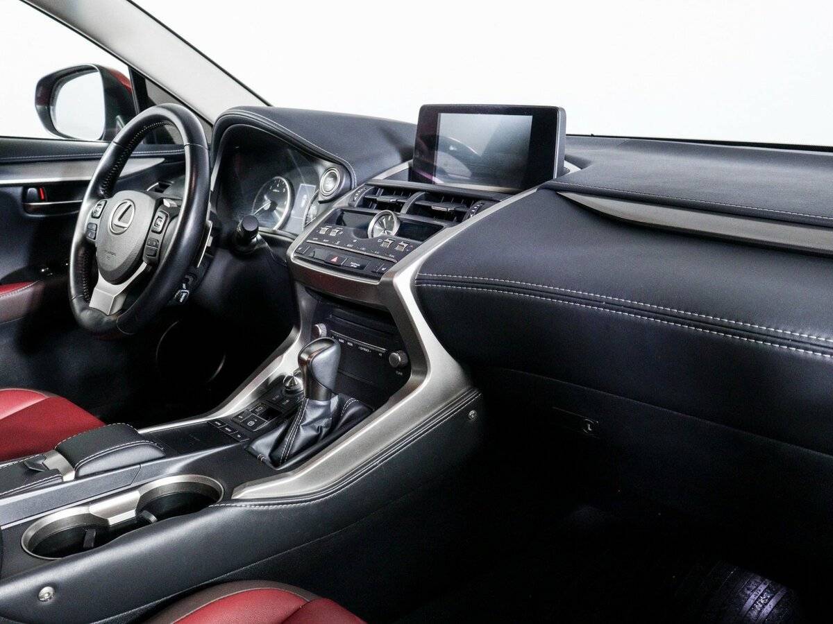 Lexus NX с пробегом — 2018 год. Фото: #5