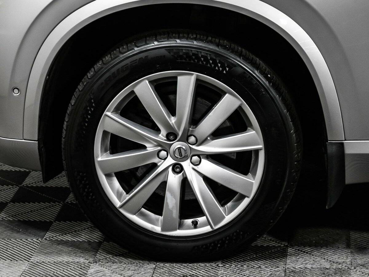 Volvo XC90 с пробегом — 2015 год. Фото: #15