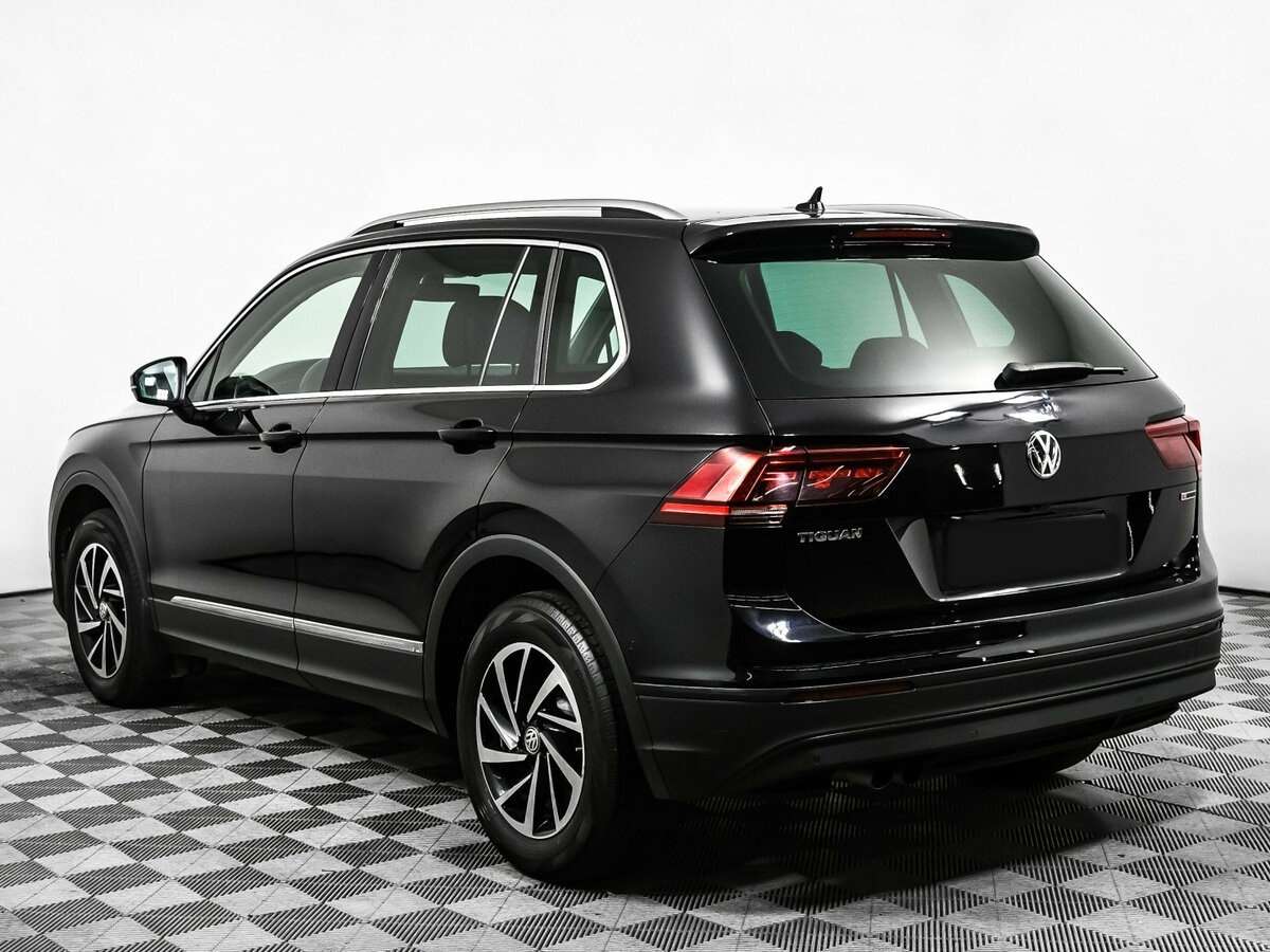 Volkswagen Tiguan с пробегом — 2018 год. Фото: #6