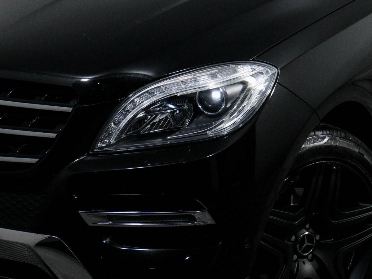 Mercedes-Benz M-Класс с пробегом — 2015 год. Фото: #13