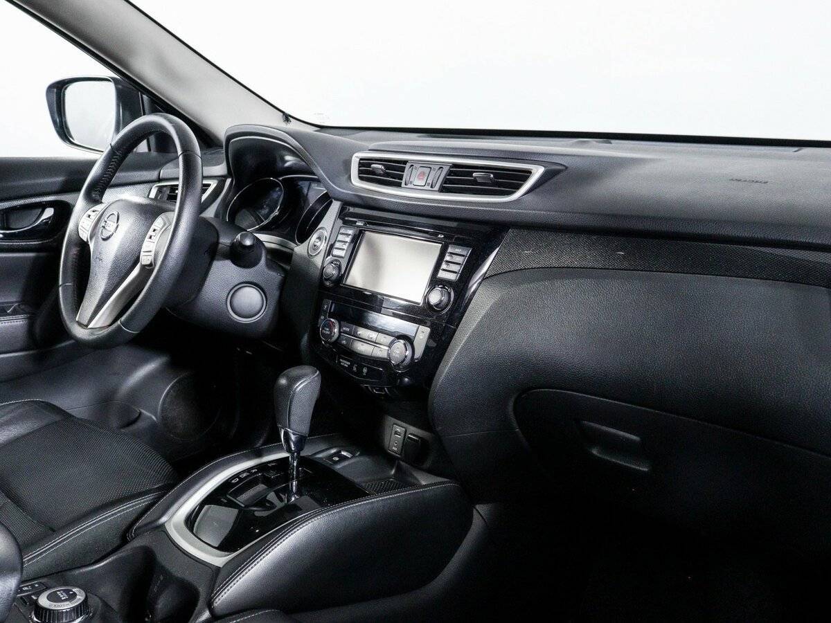 Nissan X-Trail с пробегом — 2017 год. Фото: #6