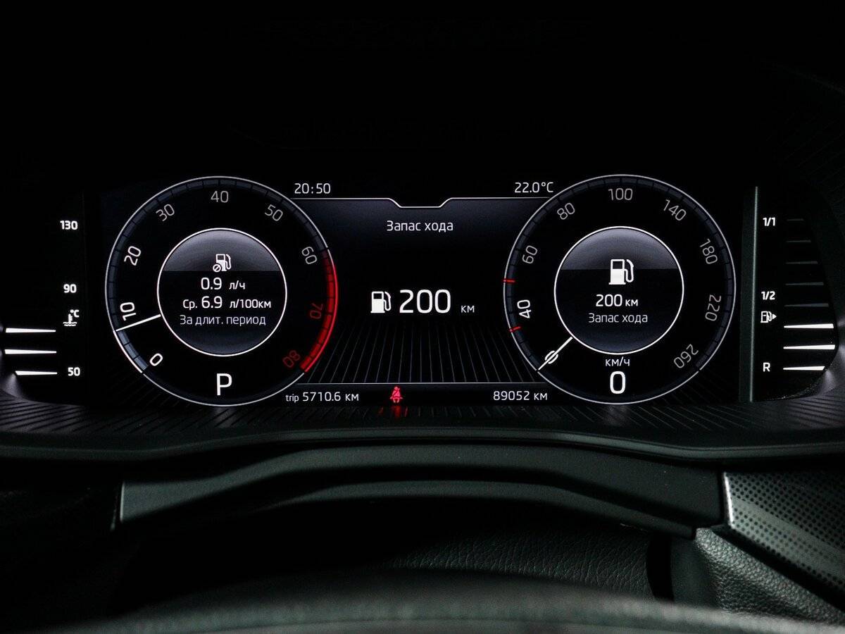 Skoda Rapid с пробегом — 2021 год. Фото: #10