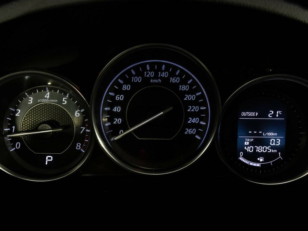 Mazda 6 с пробегом — 2014 год. Фото: #14