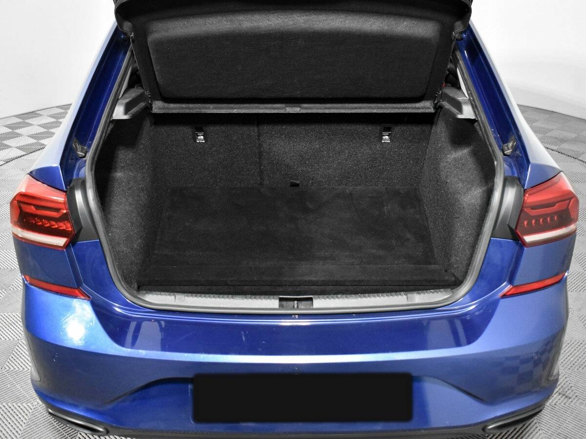 Volkswagen Polo с пробегом — 2021 год. Фото: #19